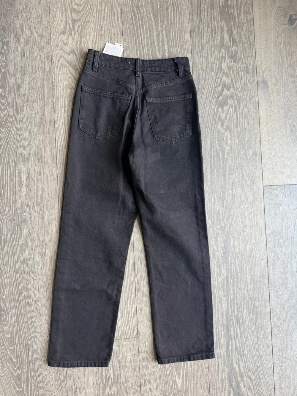 Zara Straight Leg Crop Jean in Black Size 2